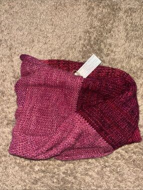 Cozy Two-Tone Pink Knit Infinity Scarf